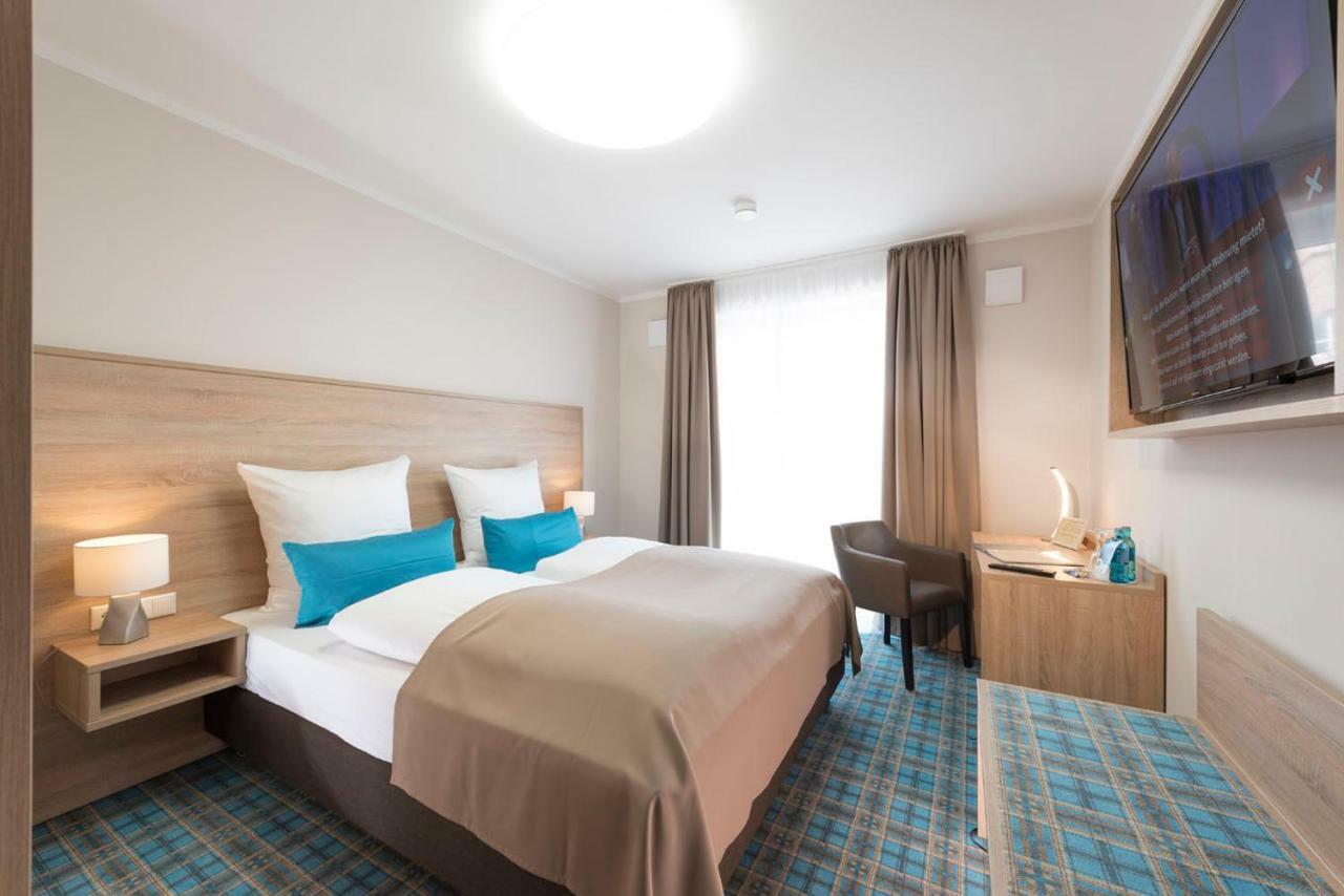 Hotel Schwarzer Adler Jever Dış mekan fotoğraf